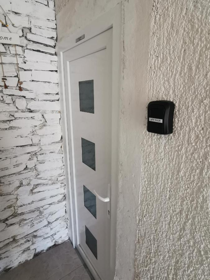 Apartment Thor Rijeka Eksteriør billede